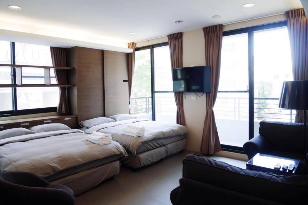 Desk, blackout curtains, free WiFi, bed sheets