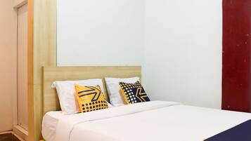 Quarto casal | Escrivaninha, Wi-Fi de cortesia, roupa de cama