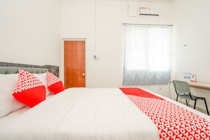 Desk, free WiFi, bed sheets