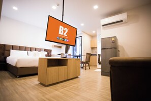 Habitación junior | Caja fuerte, escritorio, cortinas opacas y wifi gratis
