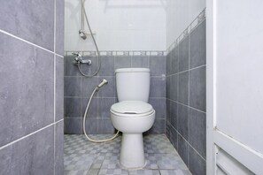 Deluxe Double Room | Bathroom