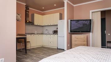 Apartment | Living area | Flat-screen TV