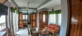 Privat koselig romslig studio i Colombo