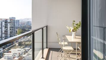 City Apartment, 1 Bedroom | Balcony