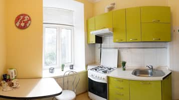 公寓 | 私人廚房 | 電冰箱、烤箱、爐台、電熱水壺