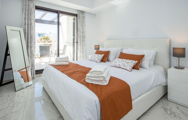 2 bedrooms, free WiFi, bed sheets