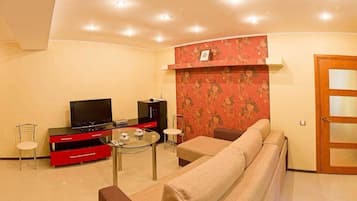 Apartment | Wohnzimmer | Flachbildfernseher, DVD-Player, Fußbodenheizung