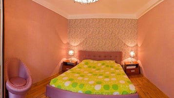 1 bedroom, iron/ironing board, free WiFi, bed sheets