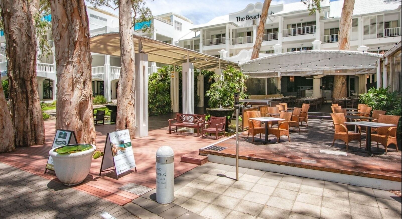 The Escape Luxury Apartment -2 Sleeps 5 people  — image 17