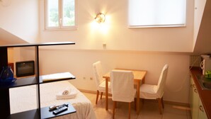 Estudio | Servicio a la habitación