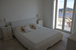 Apartment, 3 Bedrooms | 3 bedrooms, iron/ironing board, free WiFi, bed sheets - Apartment Chic Ploce (Dubrovnik)