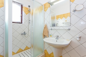 Appartement, vue mer | Salle de bain