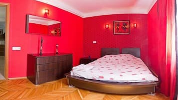 Apartment | 1 bedroom, iron/ironing board, free WiFi, bed sheets