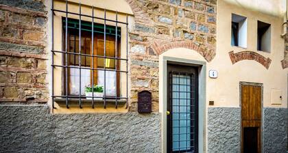 Pignone Apartment by Mmega