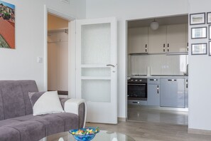 Apartment, 2 Bedrooms | Living room - Apartment Lucija (Dubrovnik)