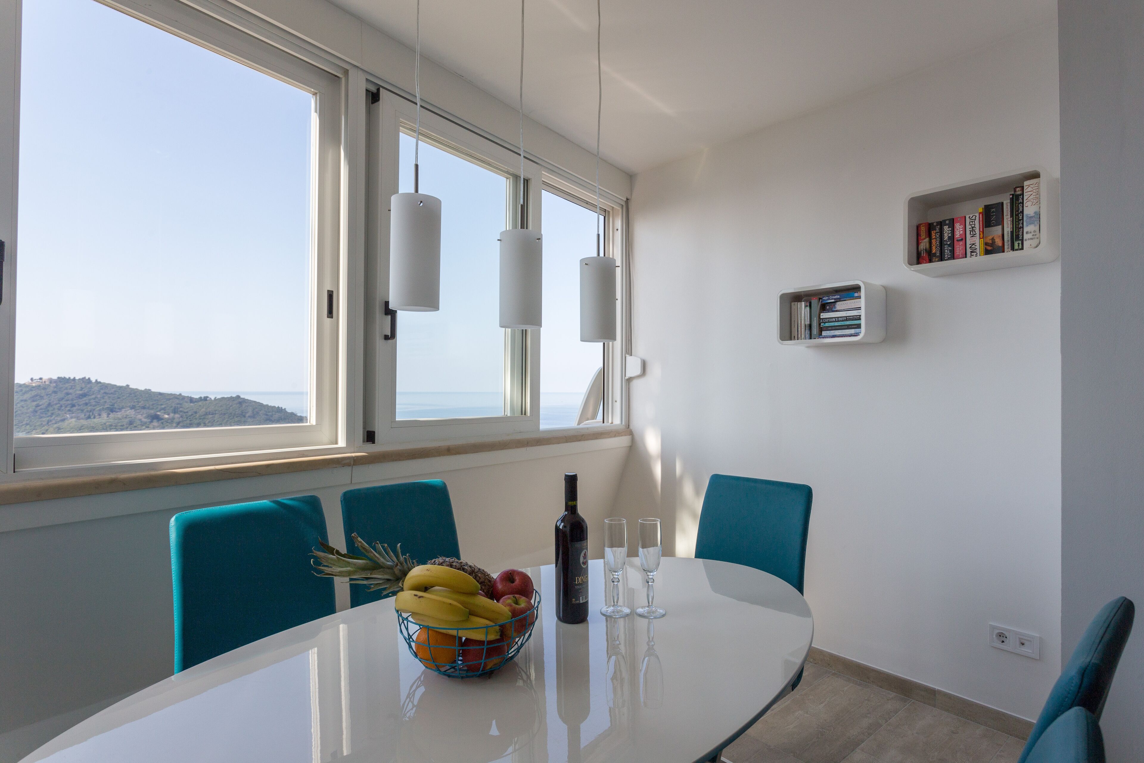 Apartment, 2 Bedrooms | Living room | Flat-screen TV