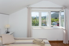 Villa, 3 Bedrooms | Water view