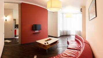 Apartemen, 1 kamar tidur | Ruang keluarga | TV layar datar