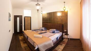 Apartment, 1 Bedroom | 1 bedroom, iron/ironing board, free WiFi, bed sheets