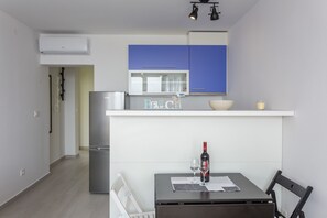 Apartment | In-room dining