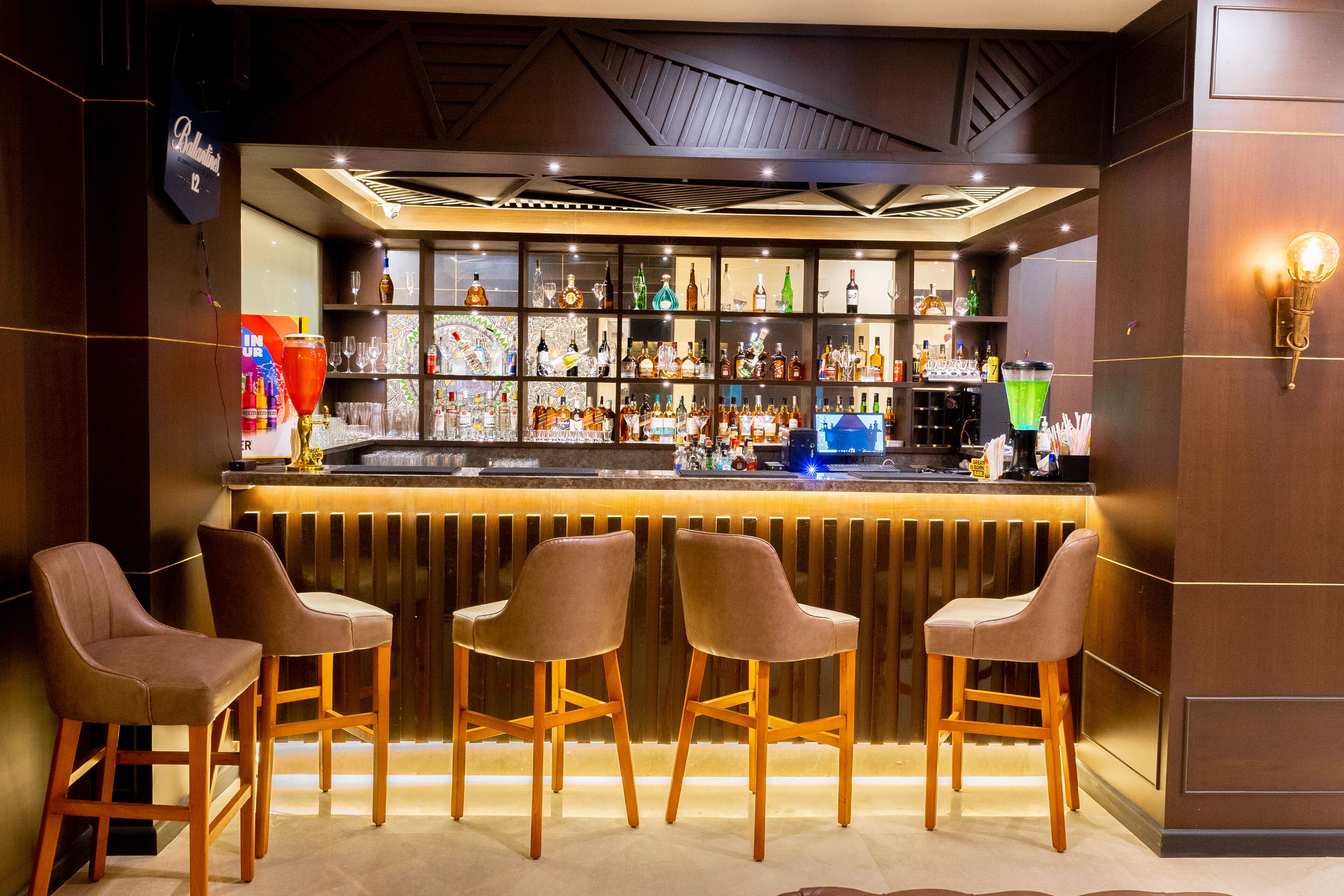 酒吧（店内）