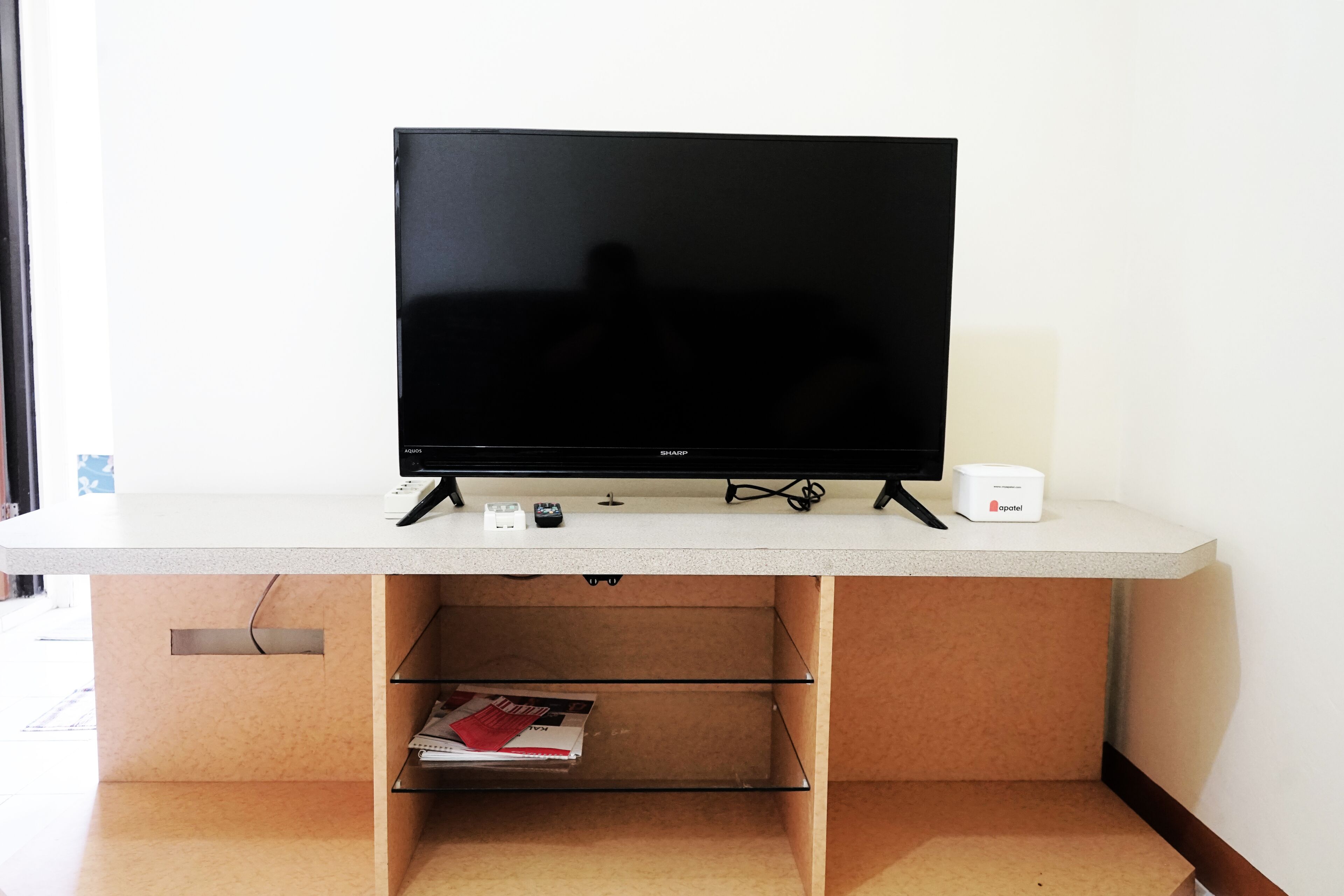 Apartment, 2 Bedrooms | Television