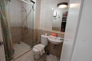 Appartement, 1 chambre | Salle de bain