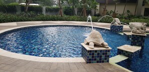 Kolam renang outdoor