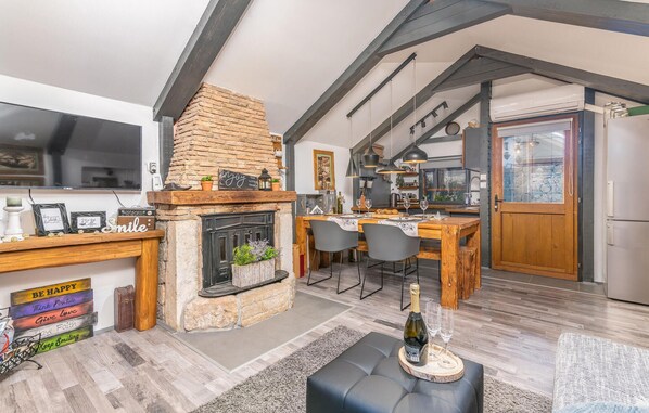 Interior - 2 bedroom awesome home in Punat (Punat)