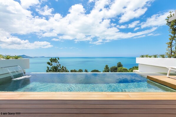 Alberca al aire libre 