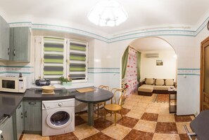Apartment | 1 bedroom, iron/ironing board, free WiFi, bed sheets
