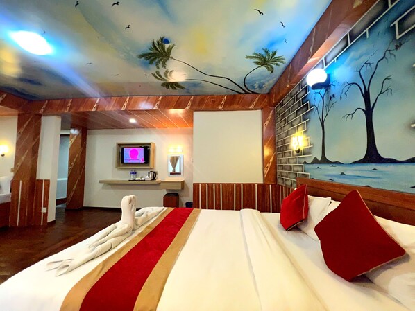 Family Room | Individually decorated, individually furnished, desk, laptop workspace