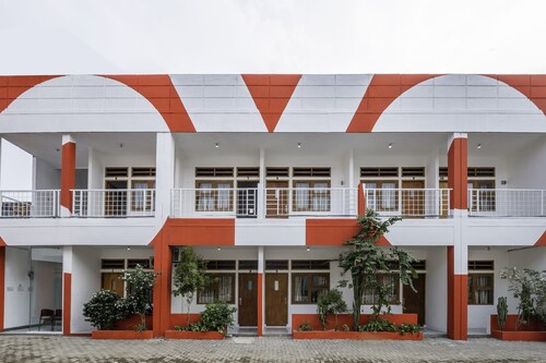 OYO 1717 Wisma Fisio Syariah