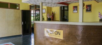 OYO Life  1708 Hotel Budi Famili 1 Syariah