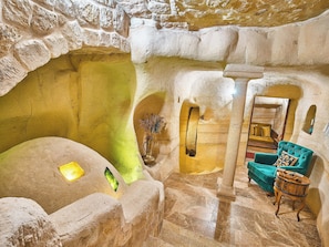 King Cave Suite | Living area - Zeydem Suites (Ürgüp)