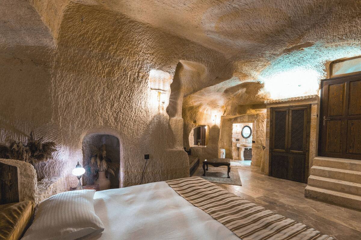 Harem Cave Suite | Ropa de cama de alta calidad y edredones de plumas