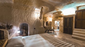 Harem Cave Suite | Premium-sengetøj, minibar, pengeskab på værelset, individuelt design