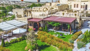 Front of property - Zeydem Suites (Ürgüp)