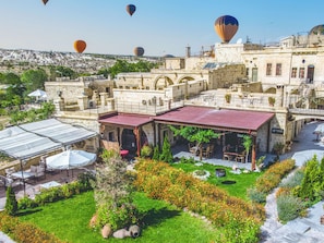 Front of property - Zeydem Suites (Ürgüp)