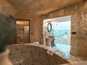 Harem Cave Suite | Bathroom - Zeydem Suites (Ürgüp)