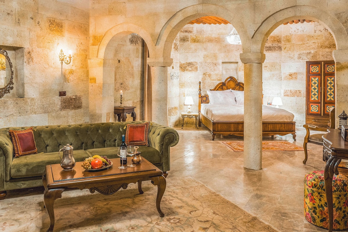 Sultan Stone Suite | Bộ đồ giường cao cấp, minibar, két bảo mật tại phòng