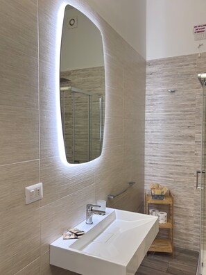 Comfort Room | Bathroom - Faro Bianco Gallipoli (Gallipoli)
