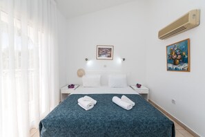 2 Schlafzimmer, Zimmersafe, Bügeleisen/Bügelbrett, WLAN