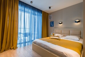 标准公寓 | 高档床上用品、遮光窗帘、隔音、熨斗/熨衣板