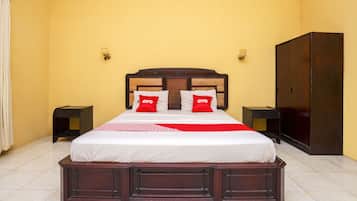 Standard Double Room | Free WiFi, bed sheets