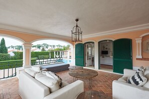 Terassi/patio