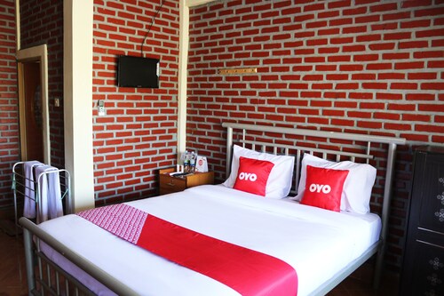 Super OYO 1722 Villa Ciparay Indah Syariah
