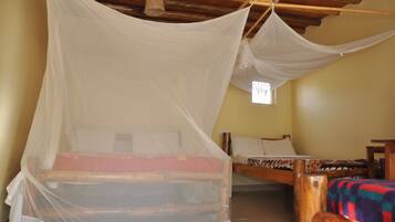 Basic Bungalow | Desk, blackout curtains, rollaway beds, bed sheets