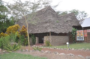 Reception - Eco Boma Camp (Lake Manyara National Park)