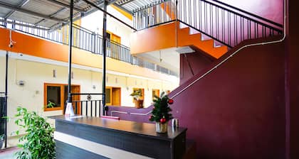 OYO 1720 A2b Residence